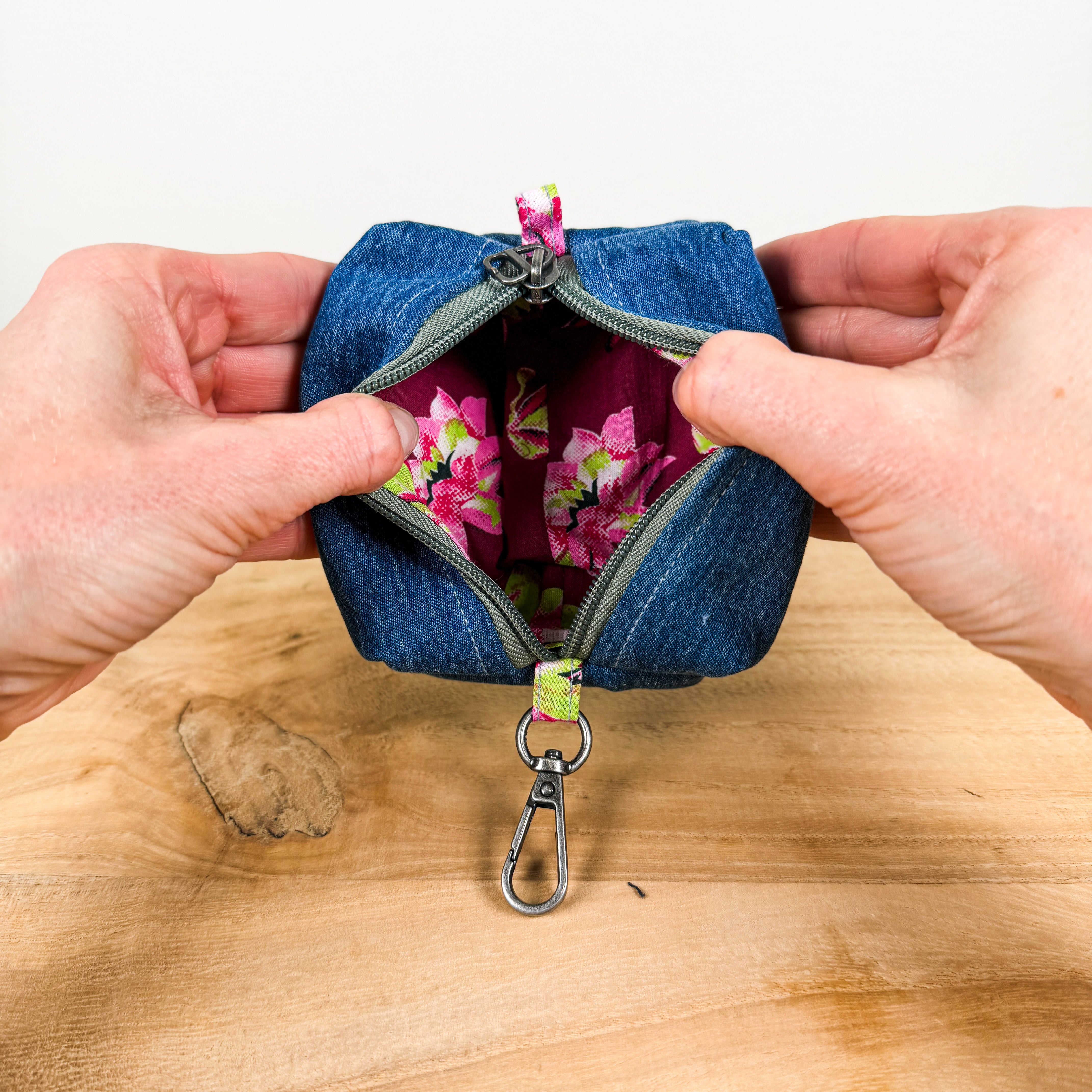 Upcycled Clip Pouch - Set of 2
