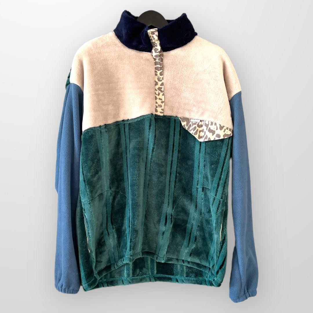 Upcycle Sweatshirt upcycled from blankets. L/XL